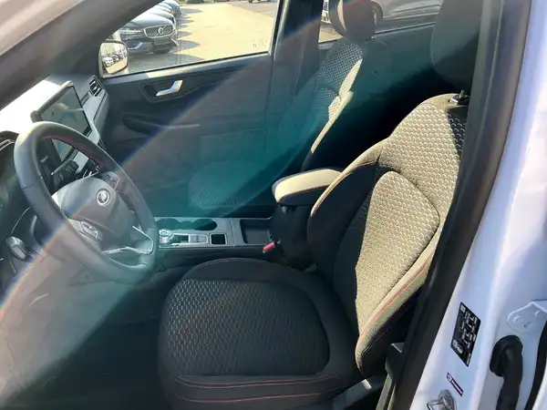 FORD KUGA (8/23)