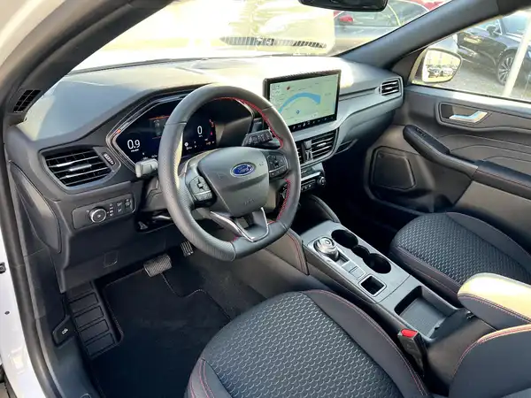 FORD KUGA (9/23)