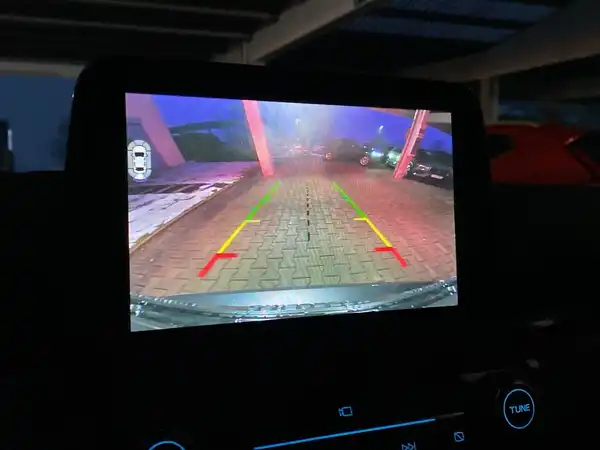 FORD KUGA (19/22)