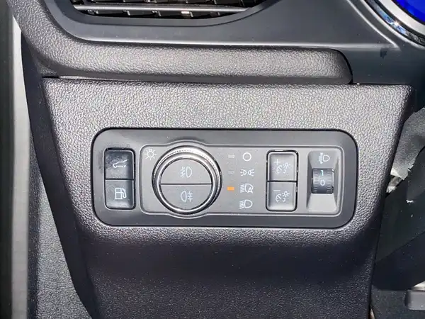 FORD KUGA (20/22)