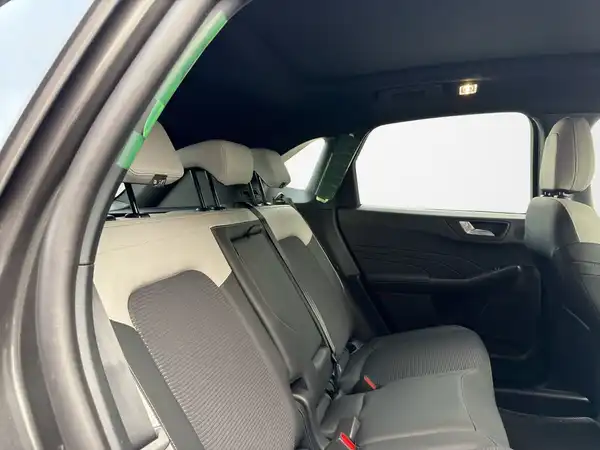 FORD KUGA (13/16)