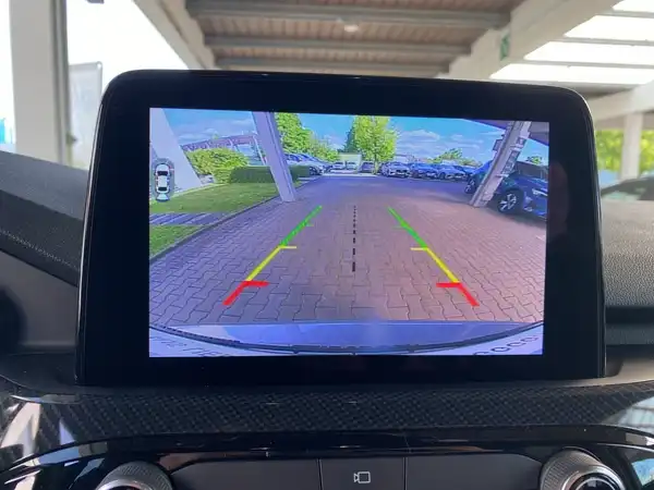 FORD KUGA (19/21)