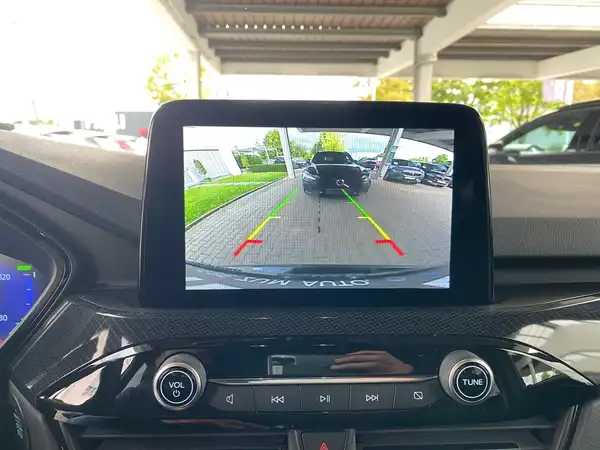 FORD KUGA (19/19)