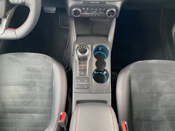 FORD KUGA (9/19)