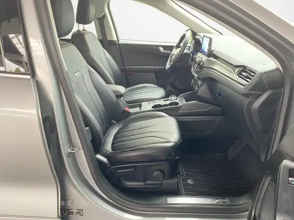 FORD KUGA (12/23)