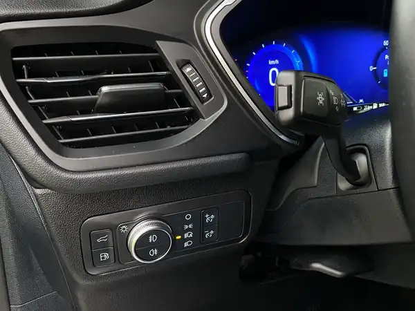 FORD KUGA (21/23)