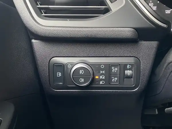 FORD KUGA (20/22)