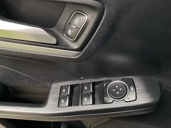 FORD KUGA (22/22)