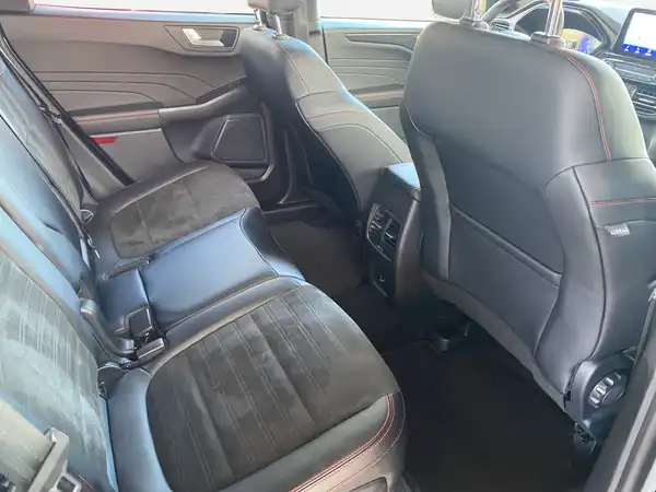 FORD KUGA (13/21)