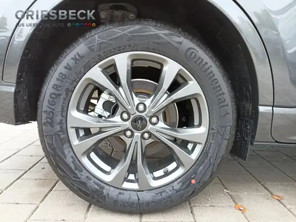 FORD KUGA (8/15)