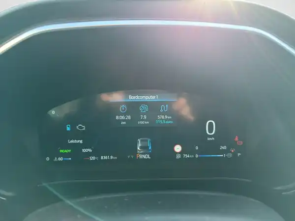 FORD KUGA (16/19)