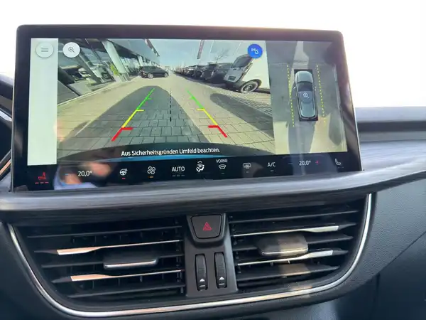 FORD KUGA (19/19)