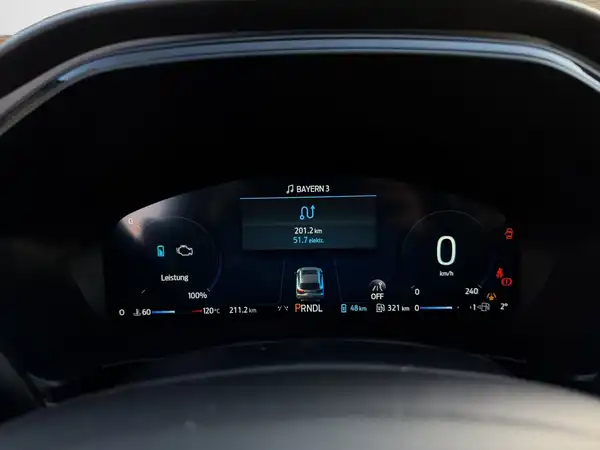 FORD KUGA (16/18)