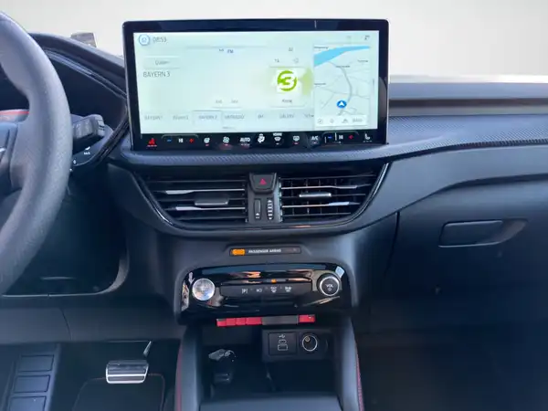 FORD KUGA (9/18)