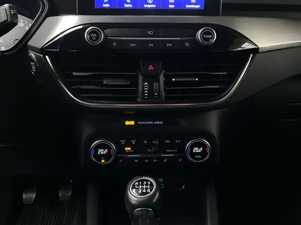 FORD KUGA (15/22)