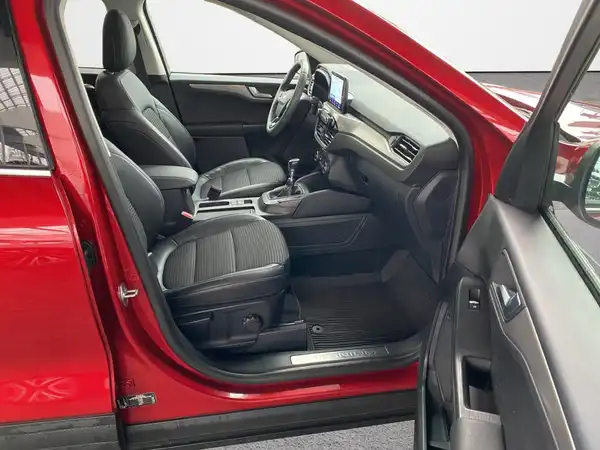 FORD KUGA (19/22)