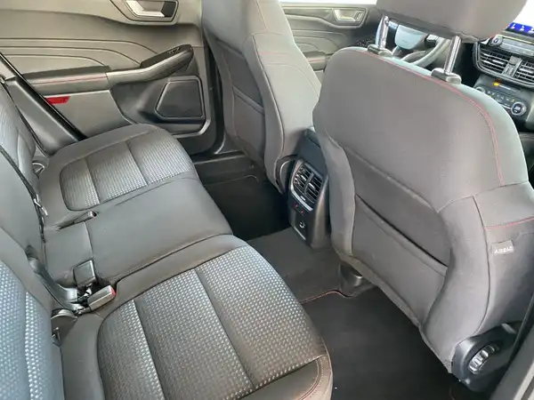 FORD KUGA (13/21)