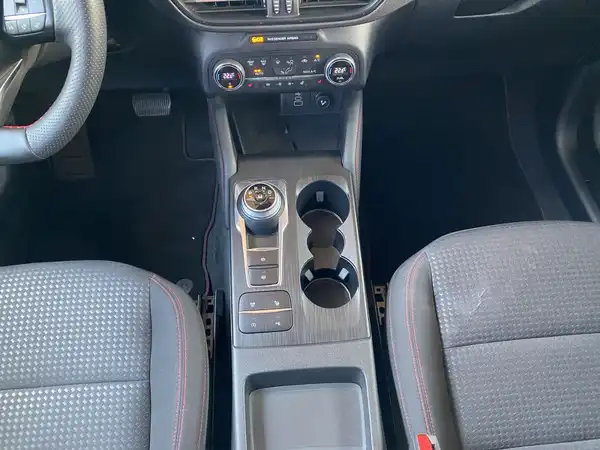 FORD KUGA (9/21)