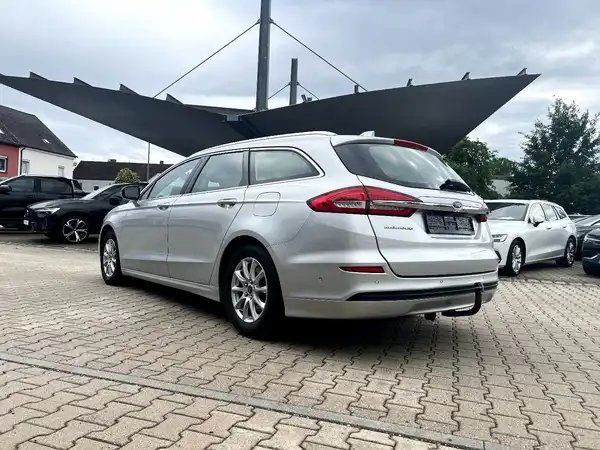 FORD MONDEO (2/27)