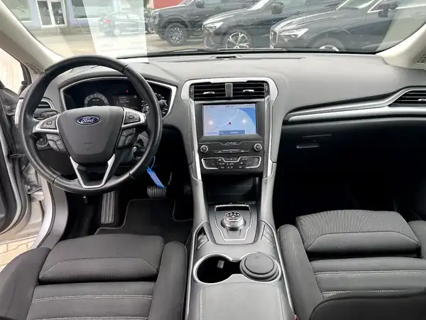 FORD MONDEO (18/27)