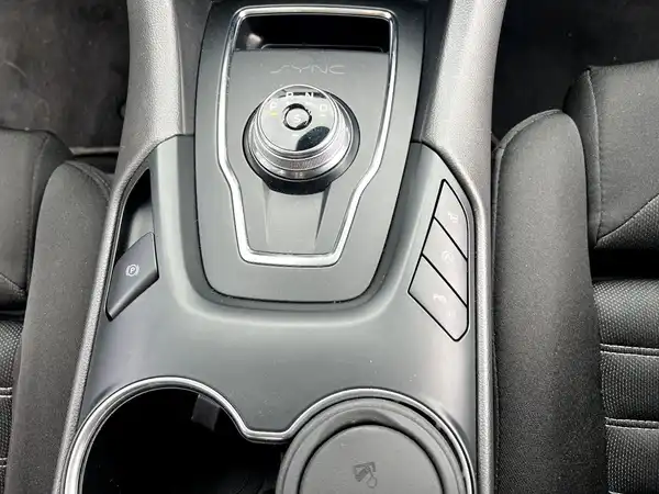 FORD MONDEO (23/27)