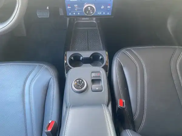 FORD MUSTANG (9/23)