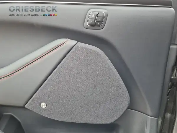 FORD MUSTANG (16/16)