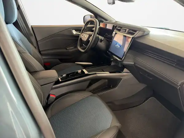 FORD PUMA (11/15)