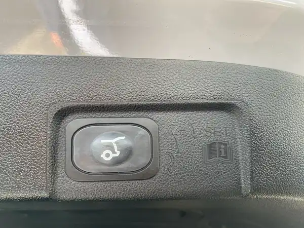 FORD PUMA (19/19)