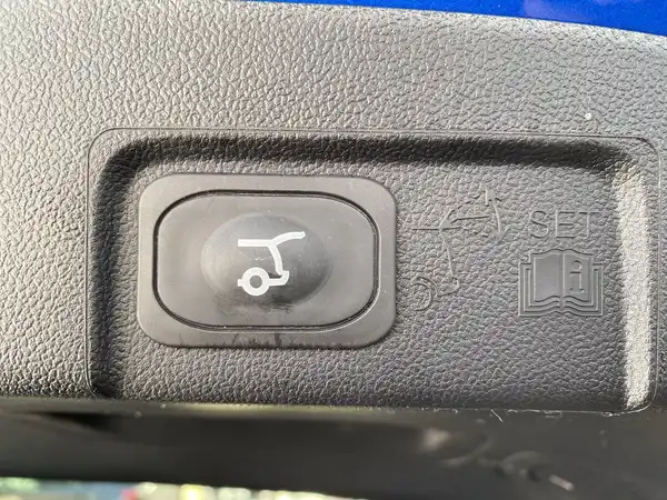 FORD PUMA (19/19)