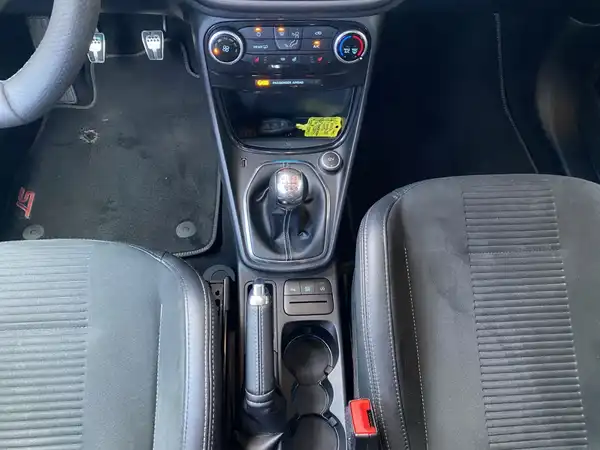 FORD PUMA (9/19)