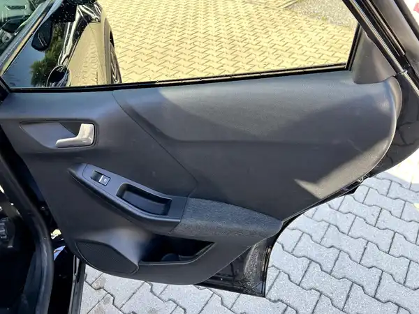 FORD PUMA (14/27)