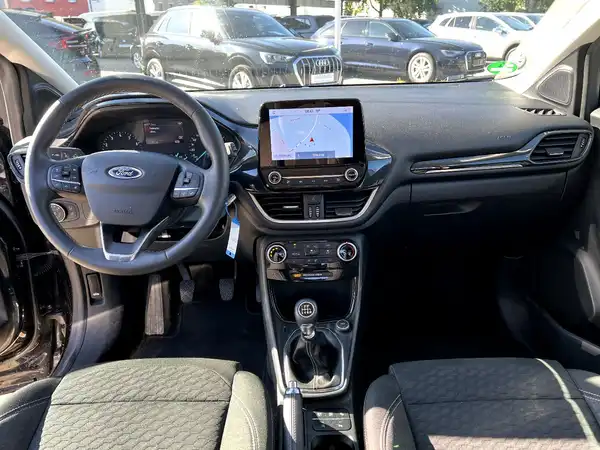 FORD PUMA (18/27)