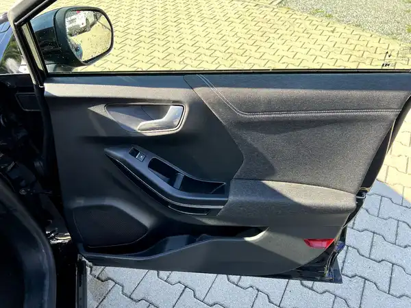 FORD PUMA (19/27)