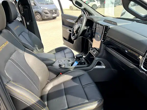 FORD RANGER (22/28)