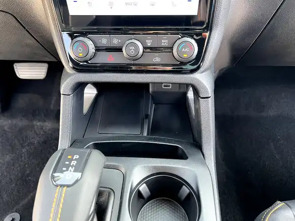 FORD RANGER (25/28)