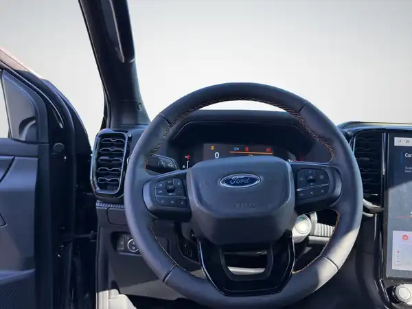 FORD RANGER (10/17)