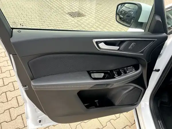 FORD S-MAX (11/28)