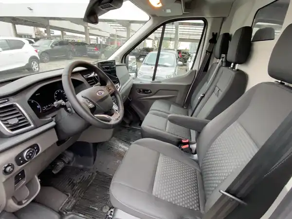 FORD TRANSIT (12/17)