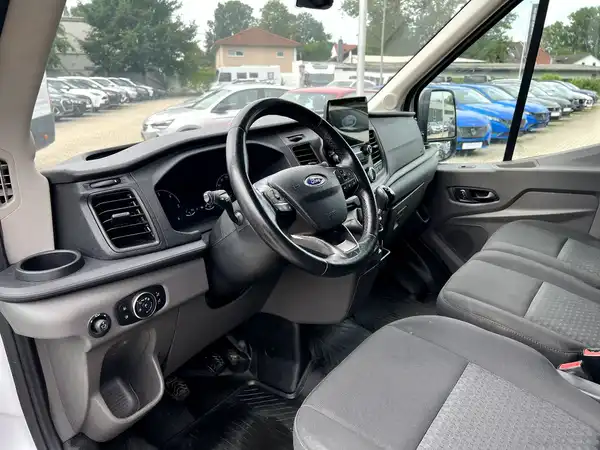 FORD TRANSIT (15/24)