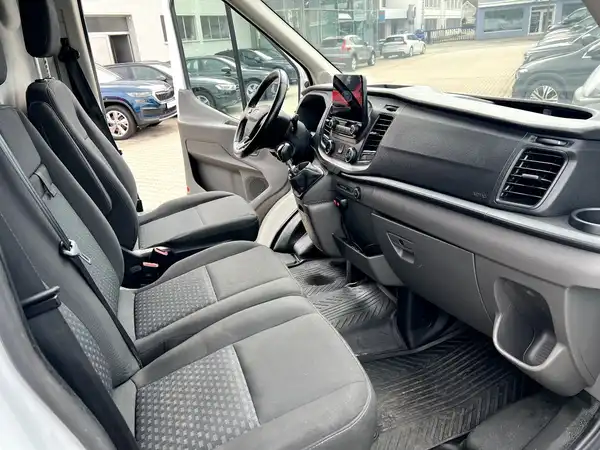 FORD TRANSIT (18/24)