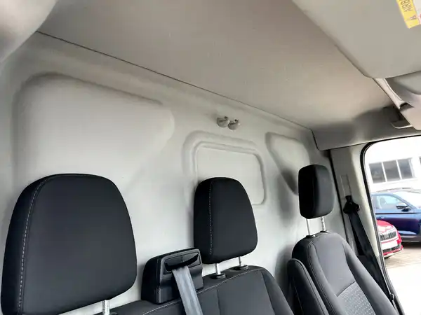 FORD TRANSIT (21/24)