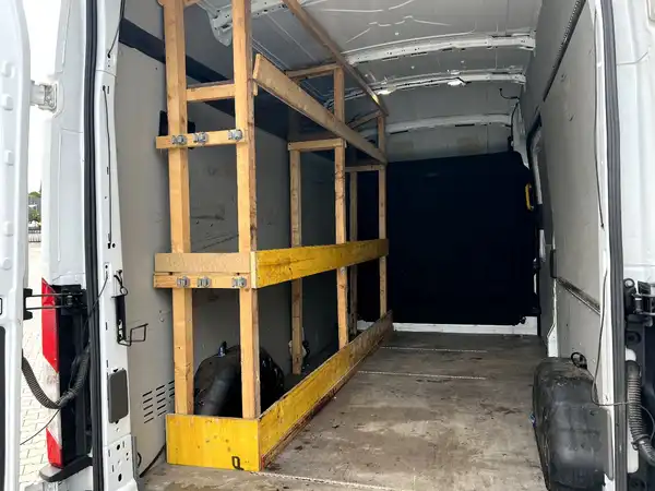 FORD TRANSIT (8/24)