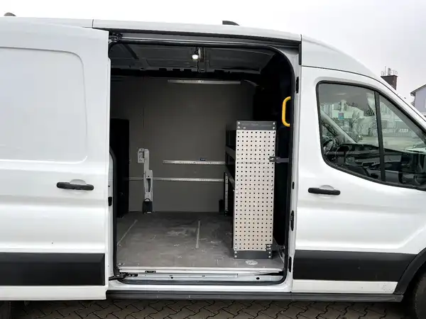 FORD TRANSIT (11/25)