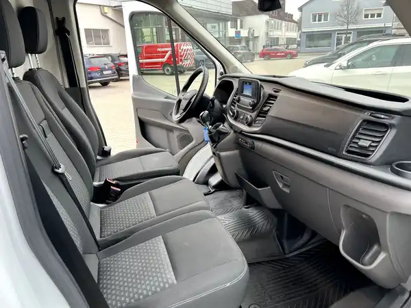FORD TRANSIT (20/25)