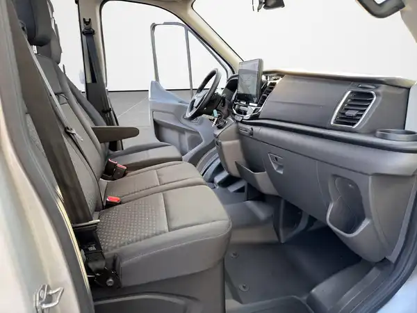 FORD TRANSIT (11/17)