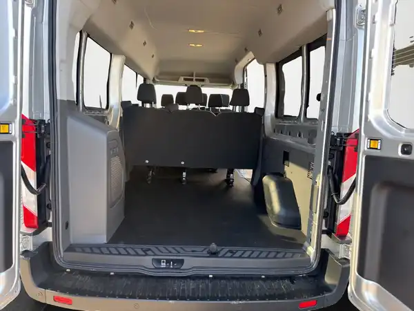 FORD TRANSIT (13/17)