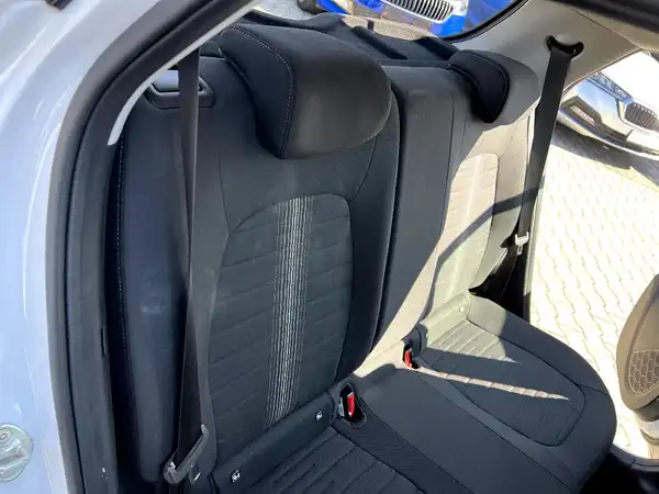 HYUNDAI I10 (16/26)