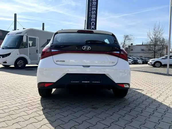HYUNDAI I20 (3/26)