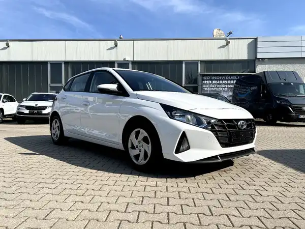 HYUNDAI I20 (5/26)